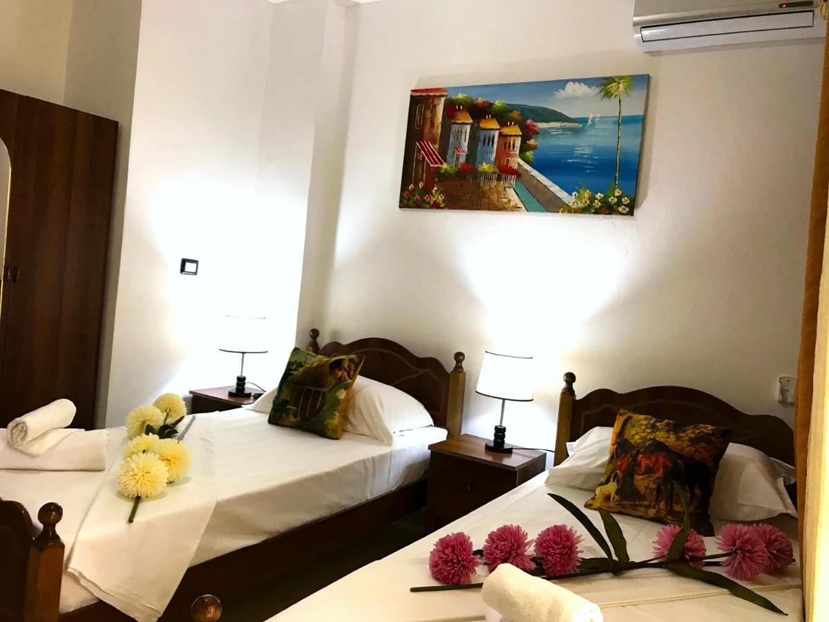 Hotel Mali I Robit Golem  Εξωτερικό φωτογραφία