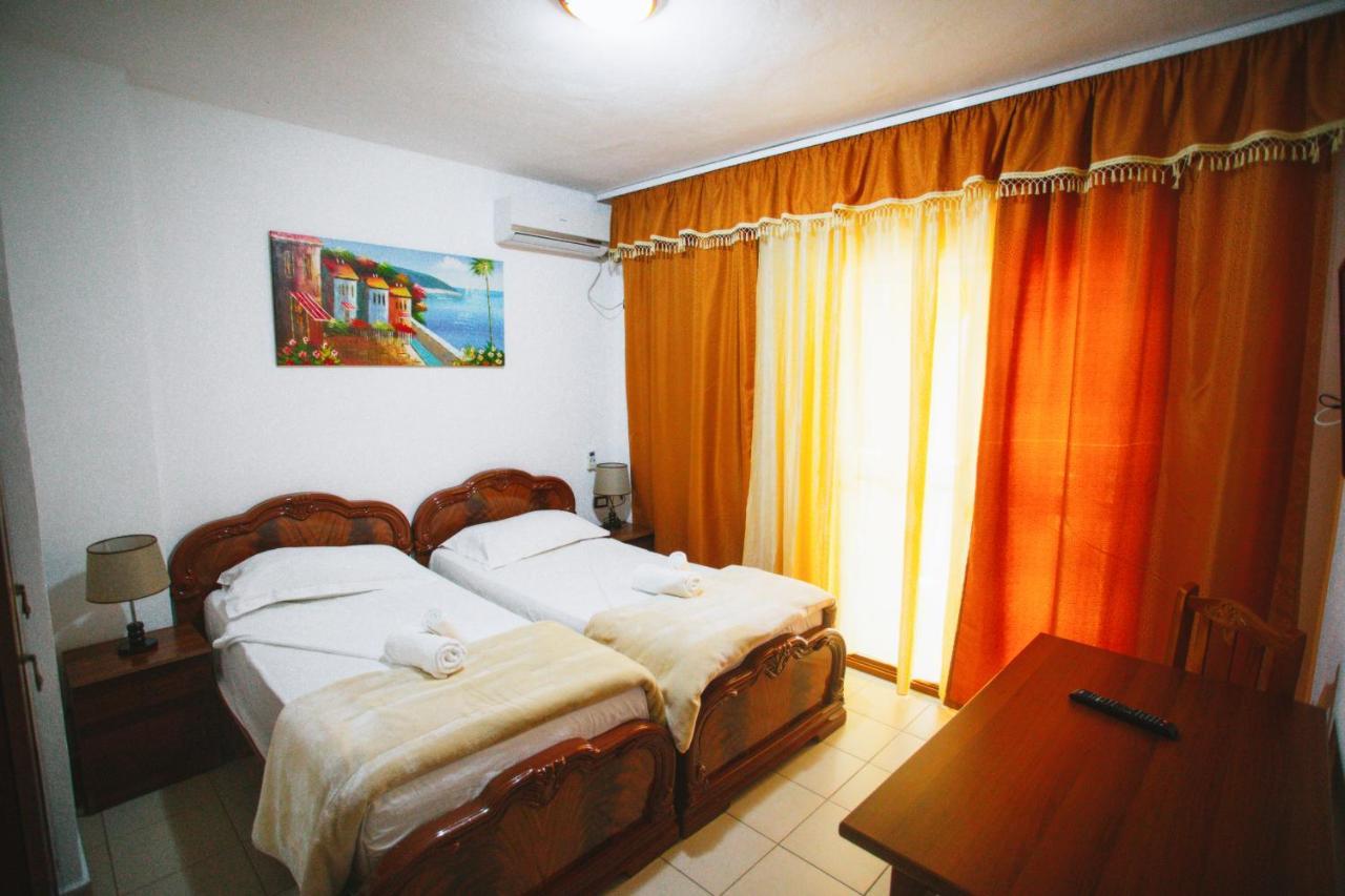 Hotel Mali I Robit Golem  Εξωτερικό φωτογραφία